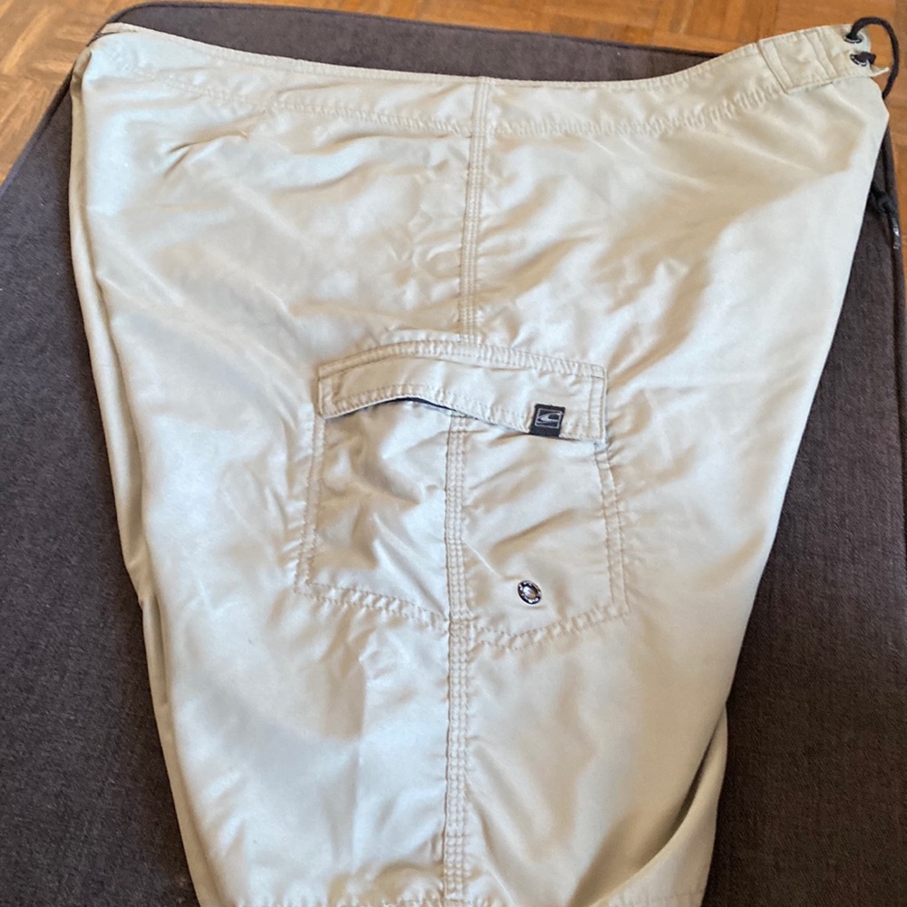 O’NEILL mens board shorts size 40